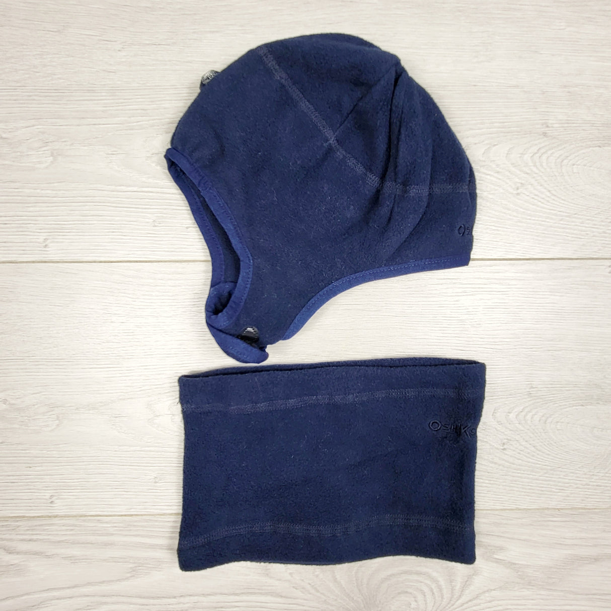 ROWB1 - Oshkosh hat and neck warmer set. Size 24 months