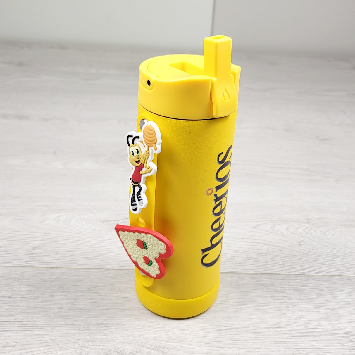 HKTT1 - Insulated Cheerios bottle