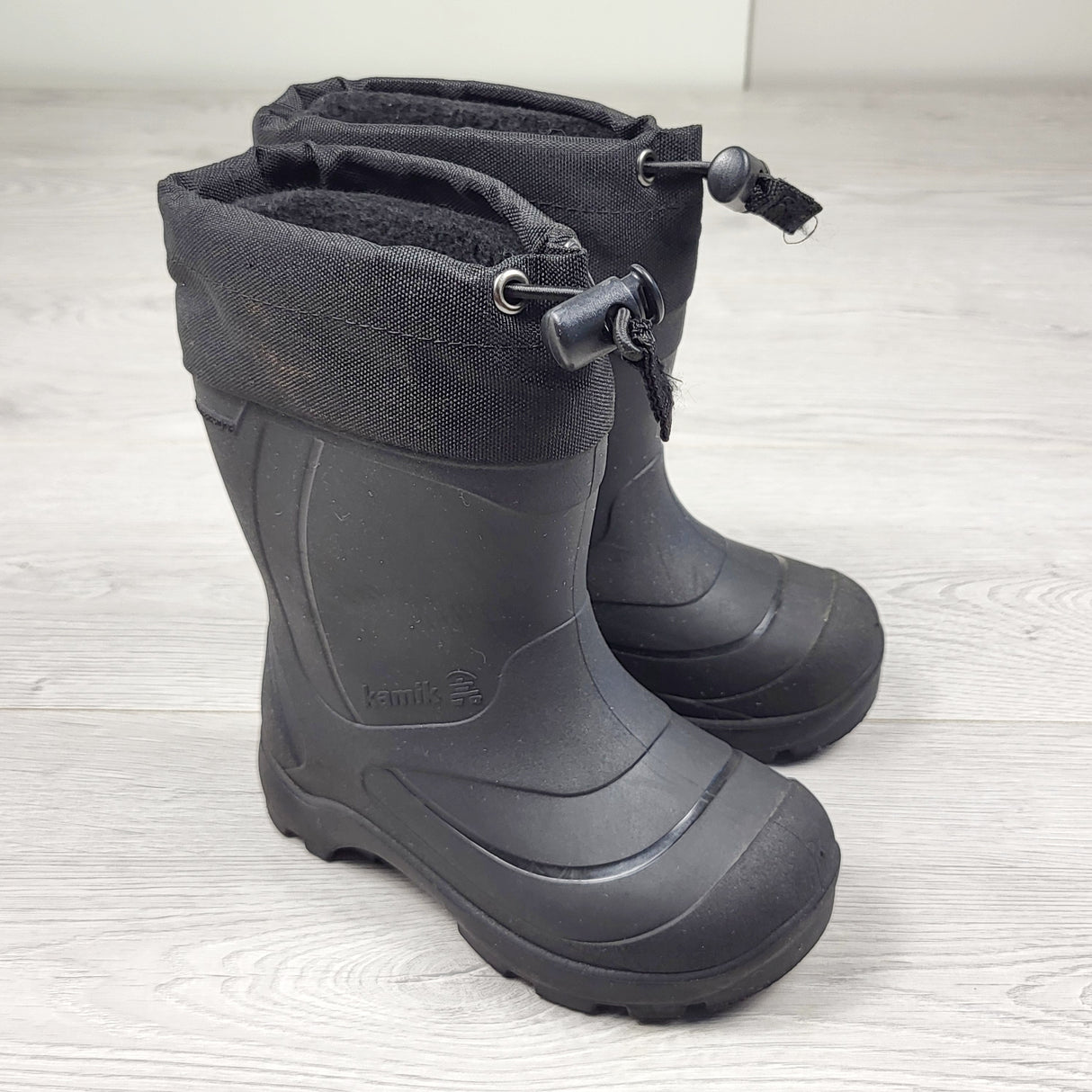 SKOT2 - Kamik black rain boots. Size 8