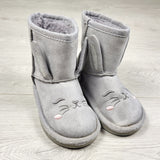 RABR2 - Grey bunny boots with faux fur lining. Size 7