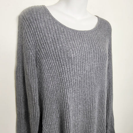 RELL1 - Gap grey rib knit maternity sweater dress. Size large