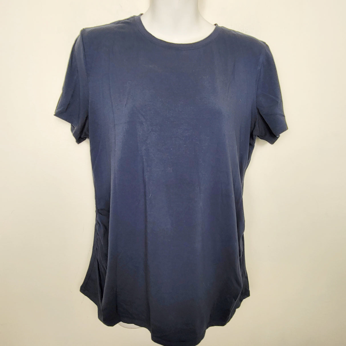 RELL1 - Thyme Maternity blue t-shirt. Size medium