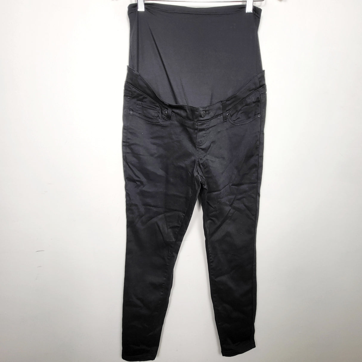 RELL1 - Thyme Maternity black maternity jeans. Size medium