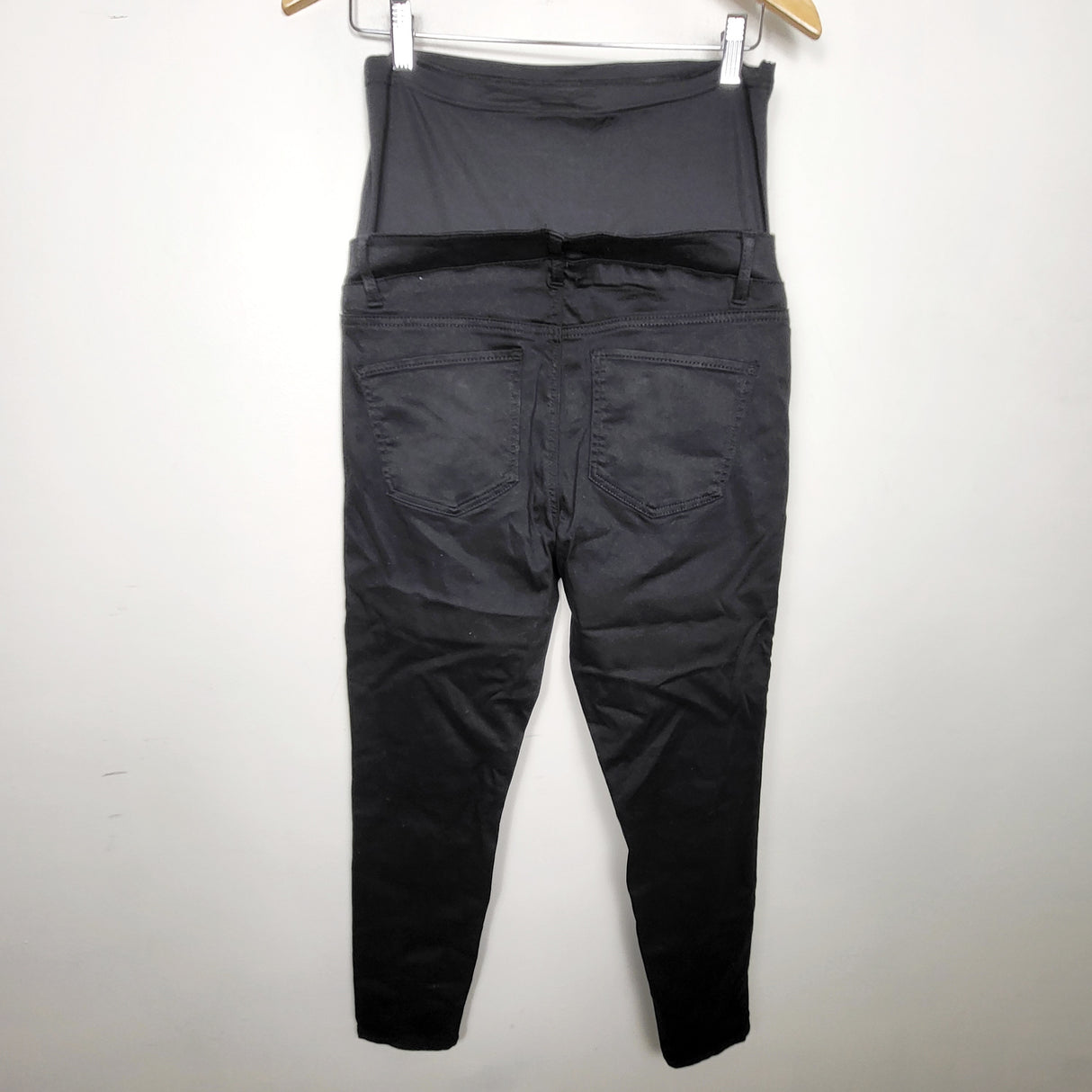 RELL1 - Thyme Maternity black maternity jeans. Size medium