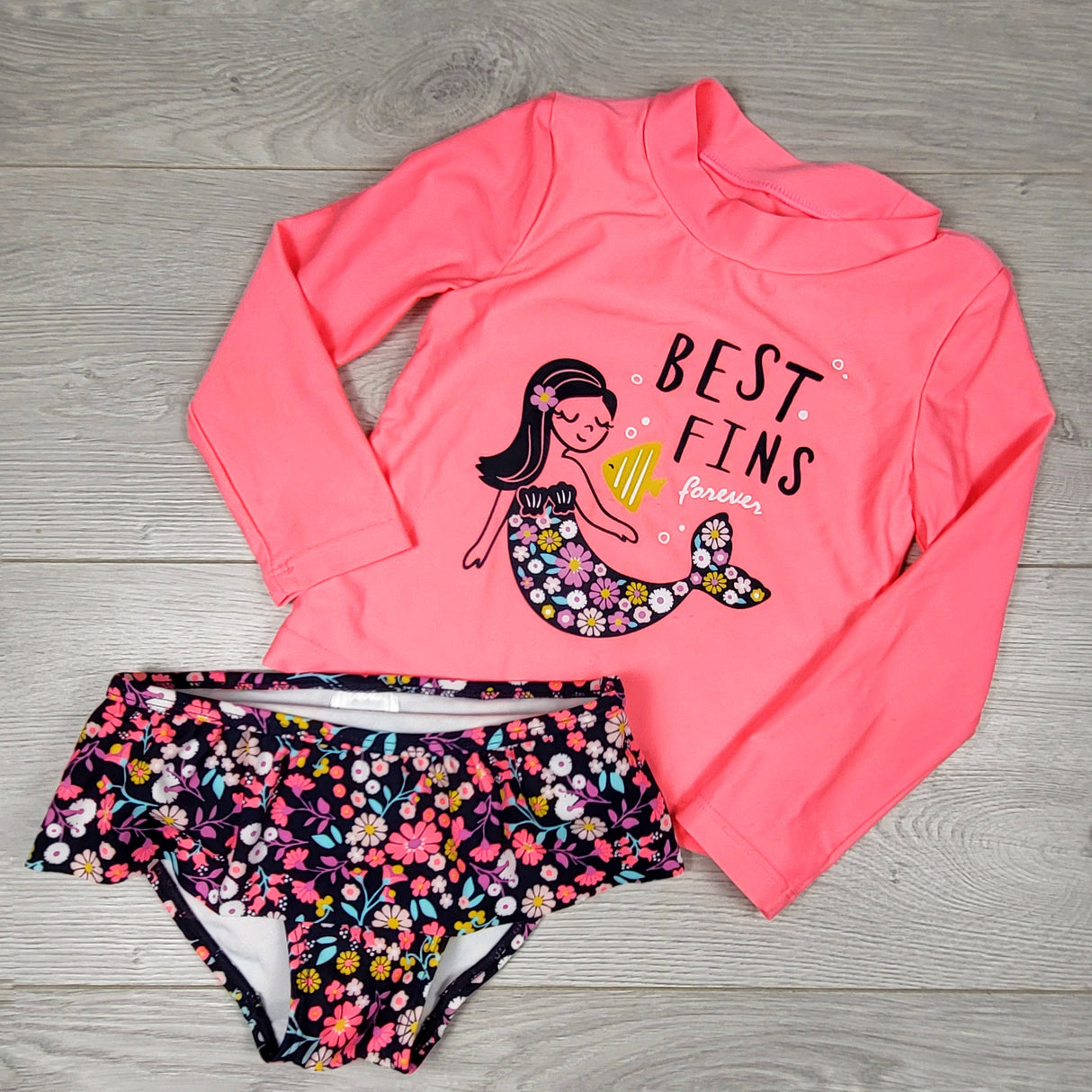 KCHV1 - Carters 2pc swim set with mermaid. Size 2T