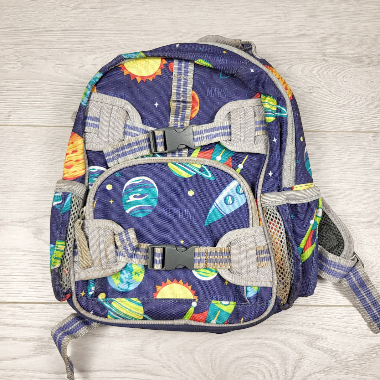 ARDT1 - Pottery Barn Kids Mackenzie Glow-in-the-Dark Navy Solar System mini backpack