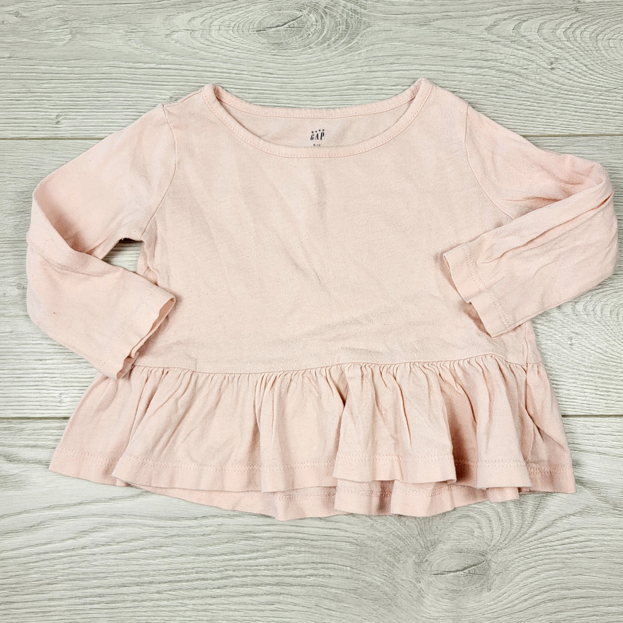 RBEN1 - Gap light pink long sleeved top. Size 6-12 months