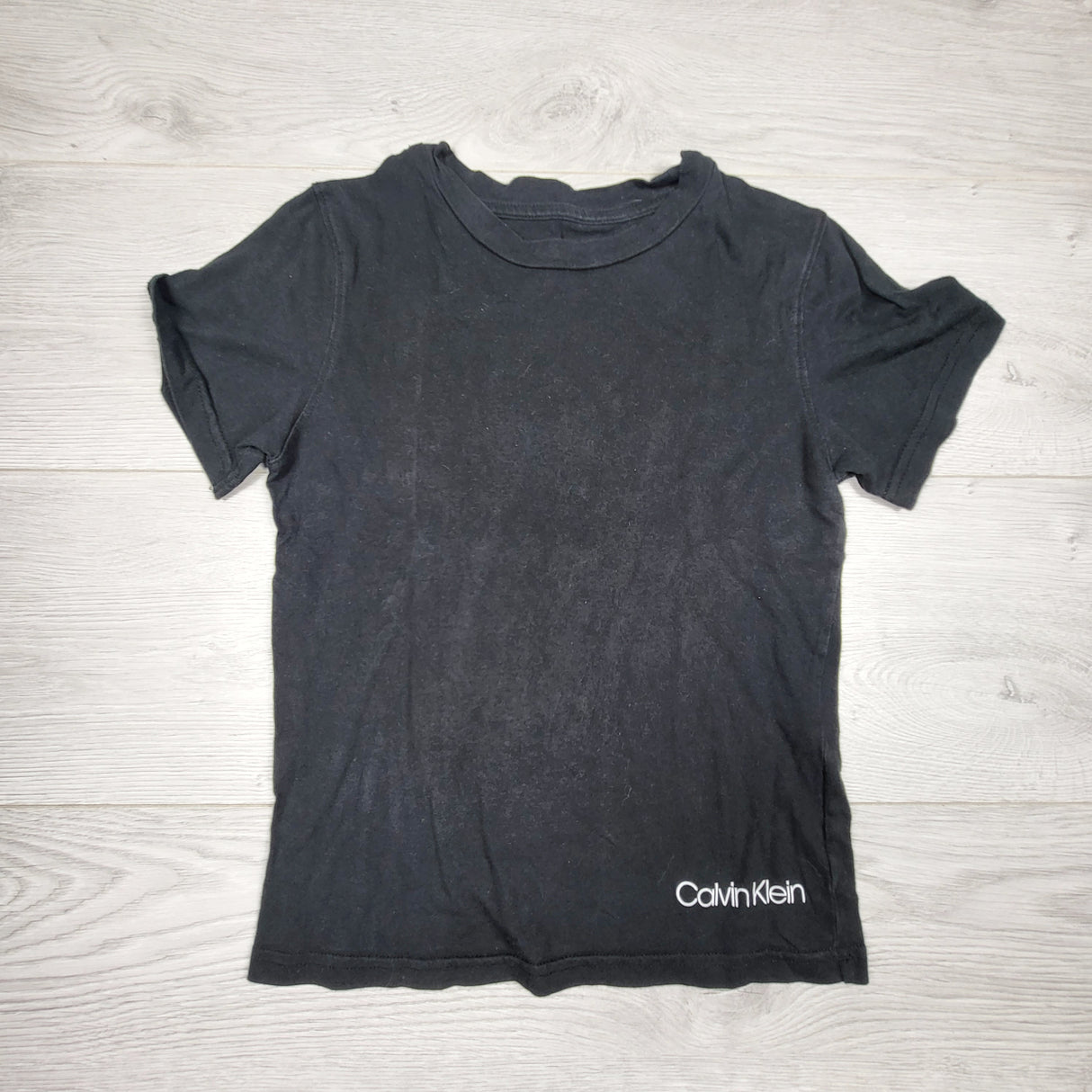 ANTE1 - Calvin Klein black t-shirt. Size 6