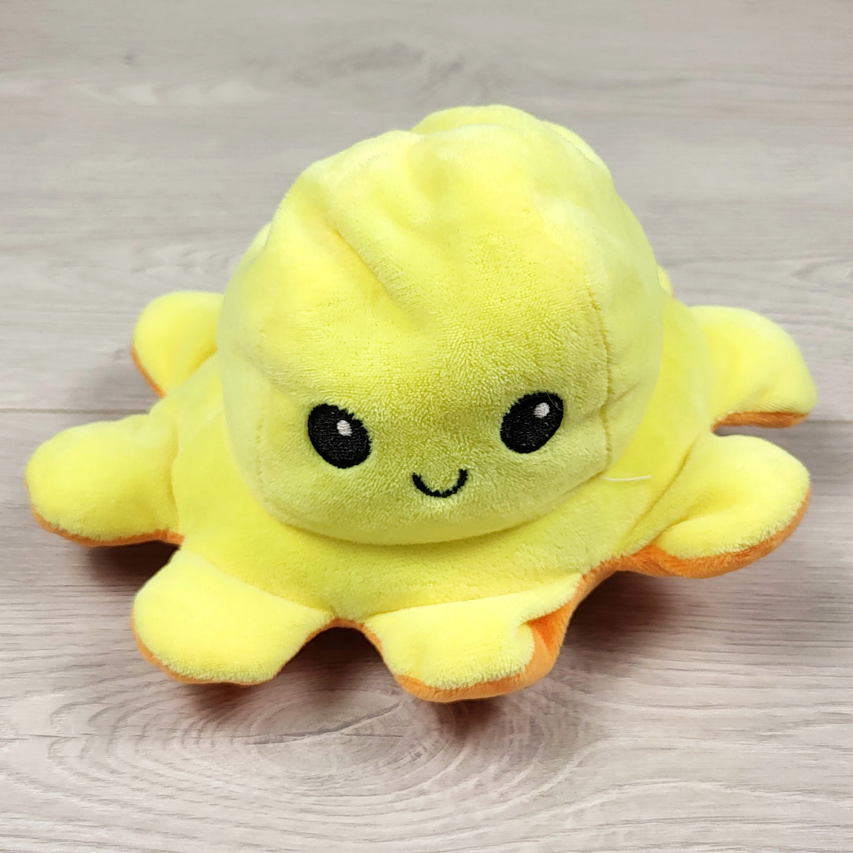 KAHA1 - Reversible mood octopus plush
