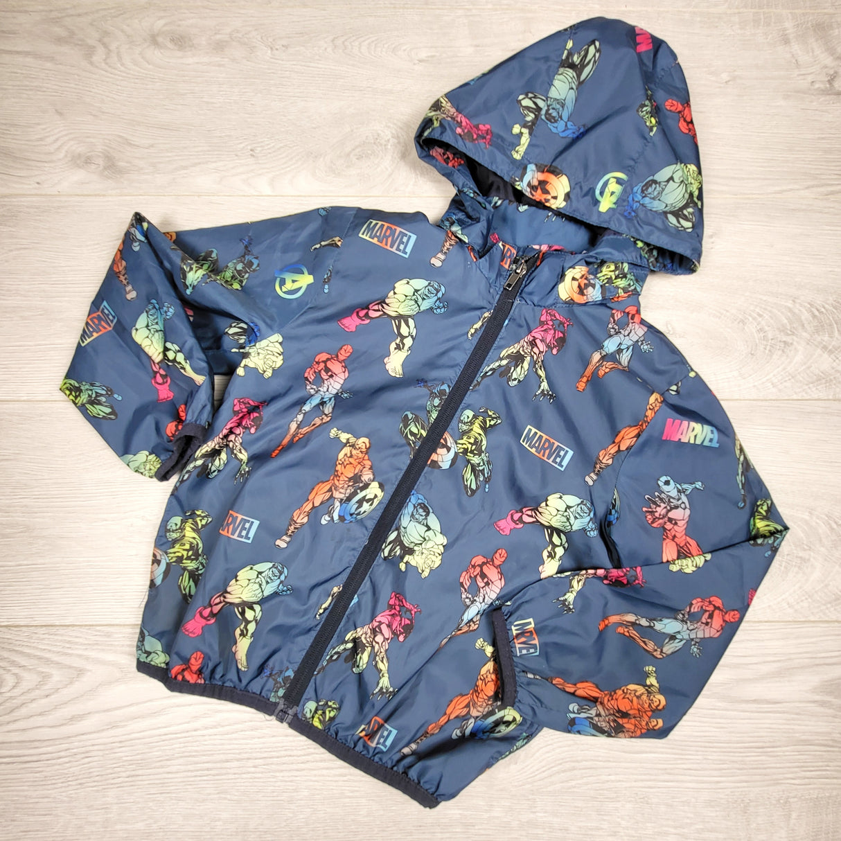 DMKY1 - H and M navy Marvel super heroes hooded windbreaker jacket. Size 4-6 Years