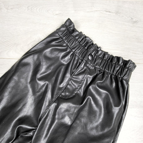 DMKY11 - Zara black faux leather pants. Size 3/4T