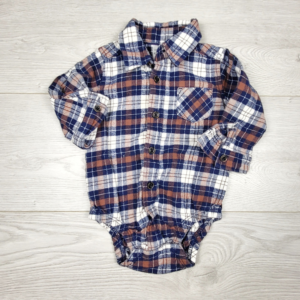KRML1 - Carters navy plaid flannel button down bodysuit. Size 6 months