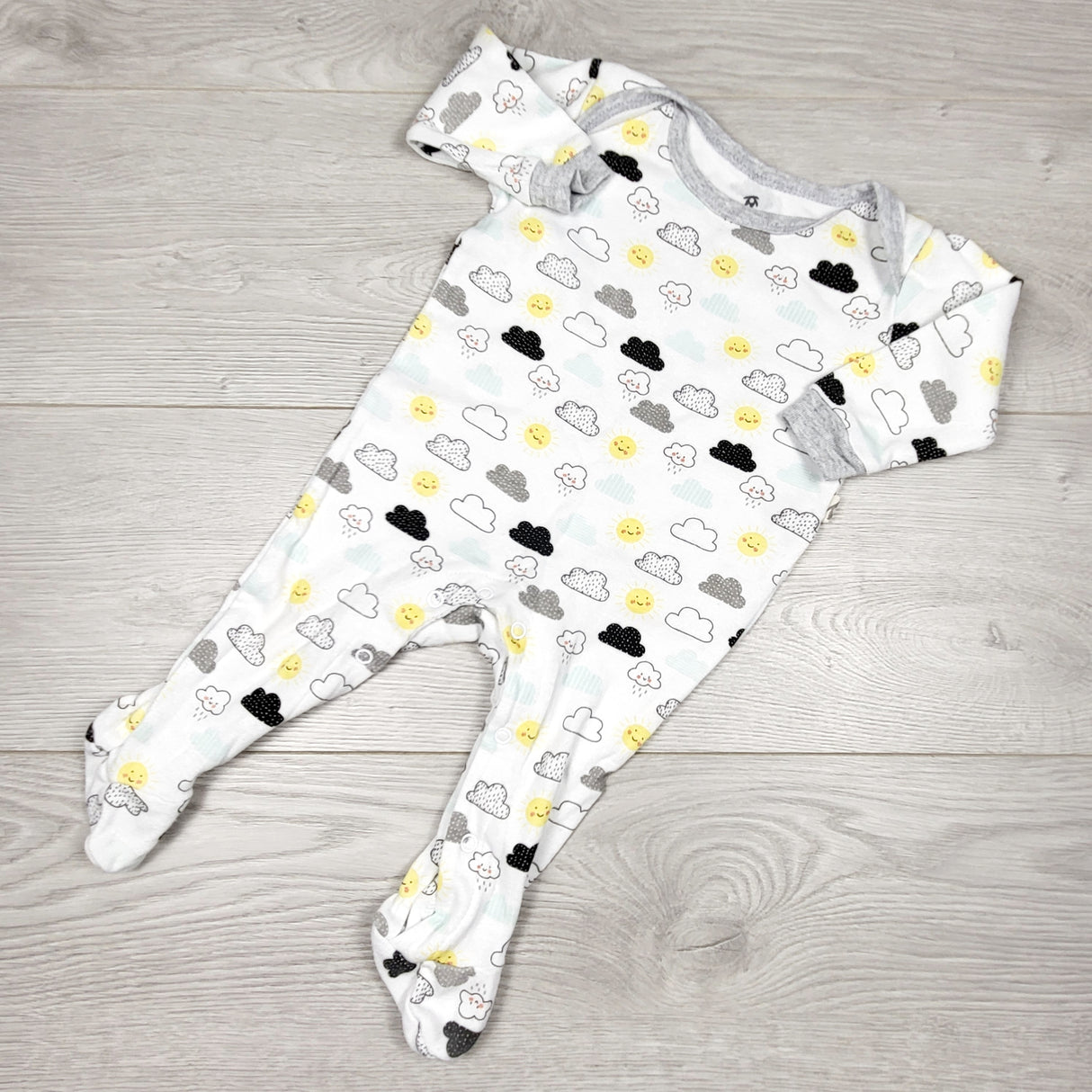 KRML1- Snugabye white cotton sleeper with clouds. Size 6-9 months