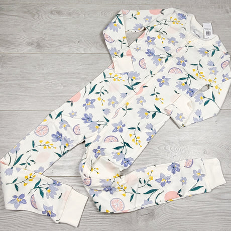 NEW - Old Navy white floral print zippered cotton sleeper. Size 6