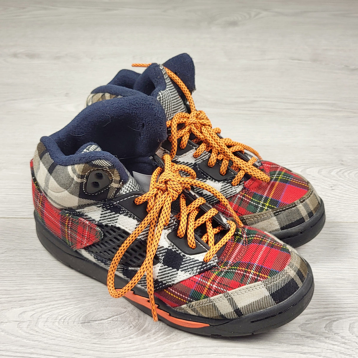 Nike Air Jordan 5 Retro "Plaid" sneakers. Youth size 3