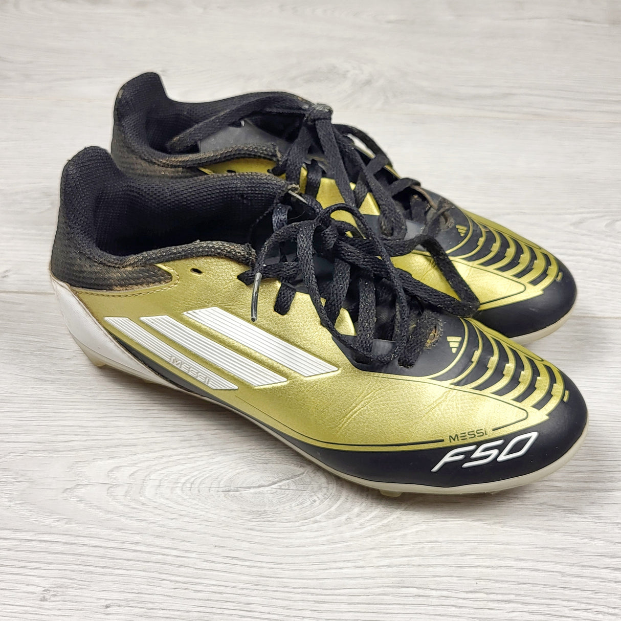 Adidas F50 Club Firm Ground Messi Soccer Cleats. Youth size 3.5