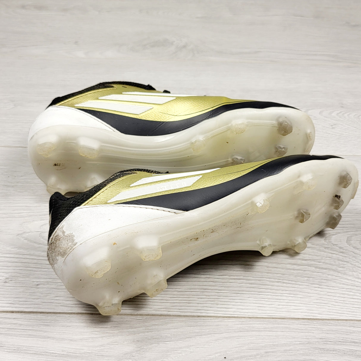 Adidas F50 Club Firm Ground Messi Soccer Cleats. Youth size 3.5