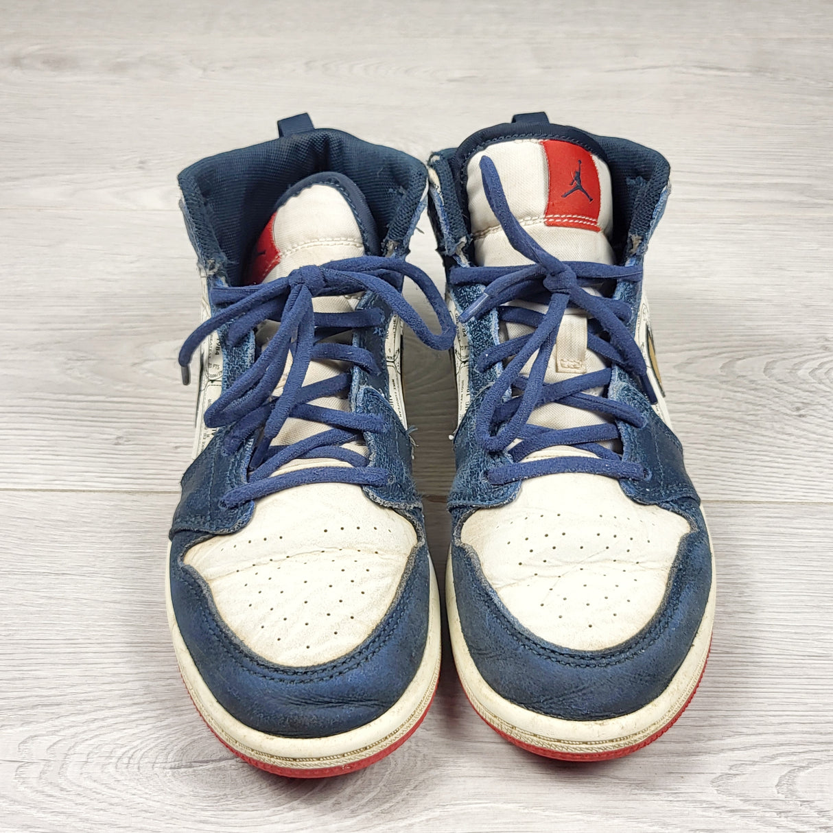 Nike Air Jordan blue and gold Take Flight hightop shoes. Youth size 2