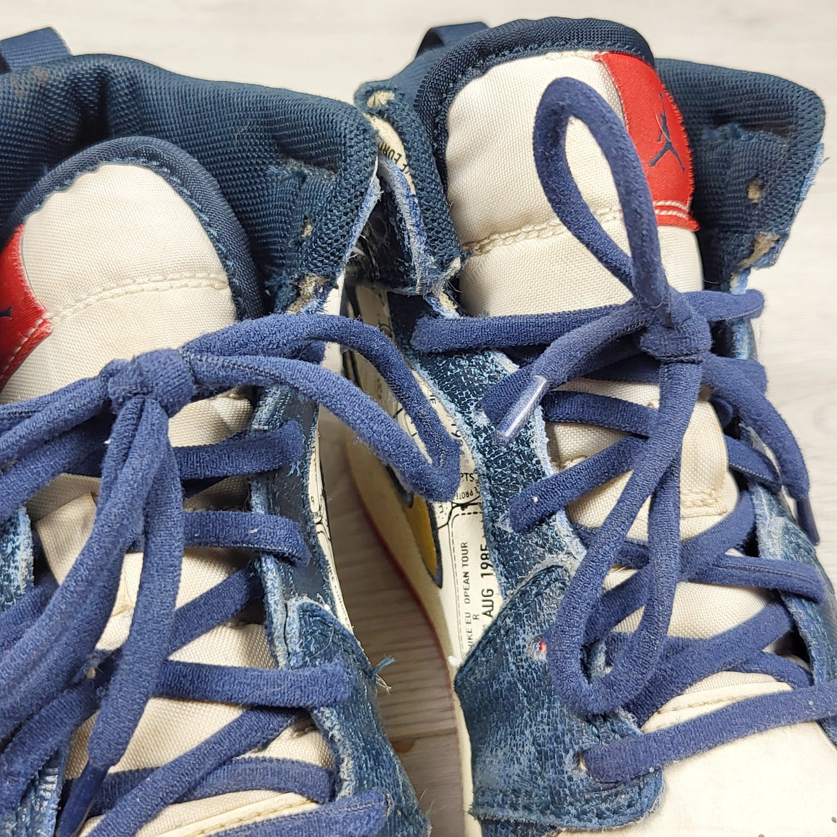 Nike Air Jordan blue and gold Take Flight hightop shoes. Youth size 2