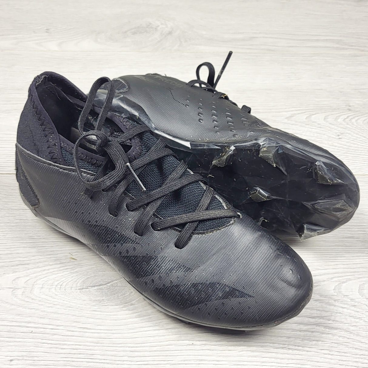 Adidas black Predator soccer cleats. Youth size 3.5