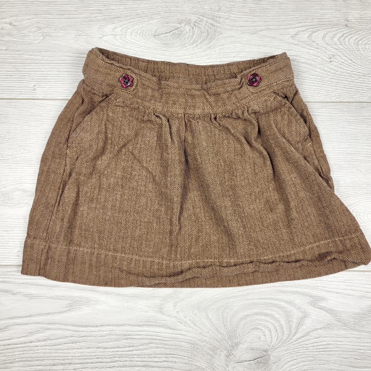 Joe brown houndstooth patterned skirt. Size 3T