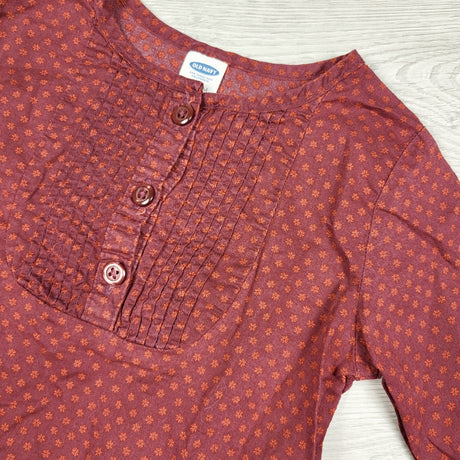 Old Navy burgundy floral print top. Size 12-18 months