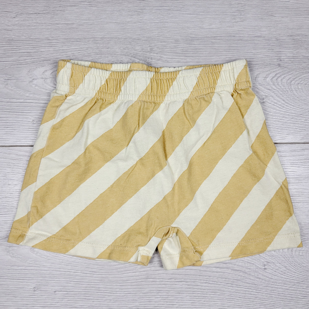 Zara yellow striped cotton shorts. Size 2/3T