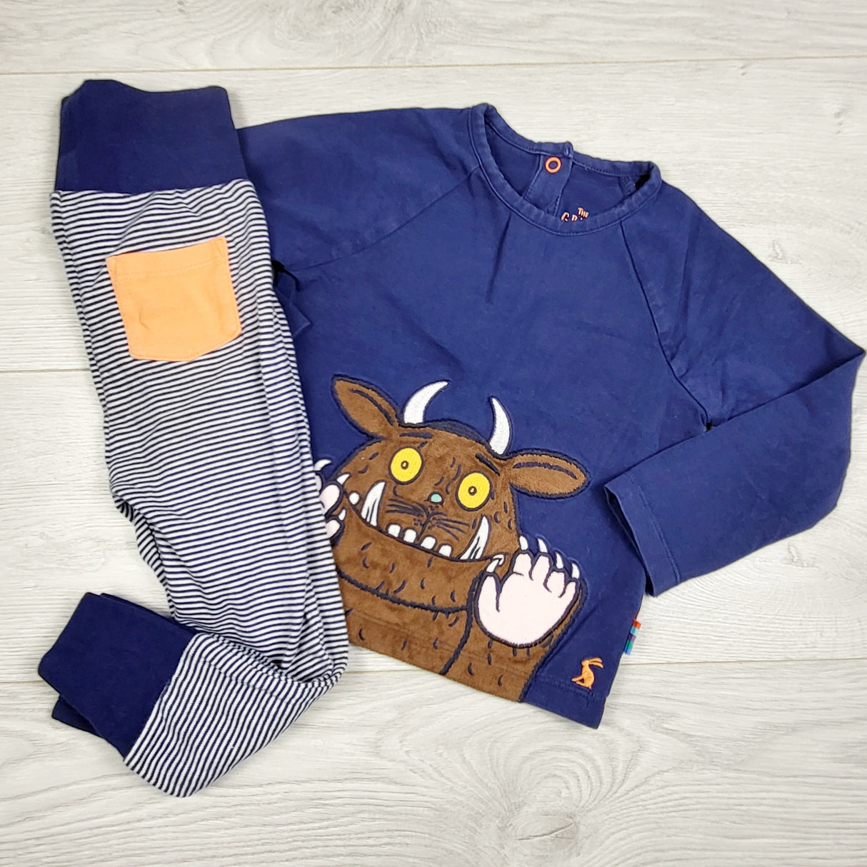 Joules x The Gruffalo 2pc set. Size 18-24 months