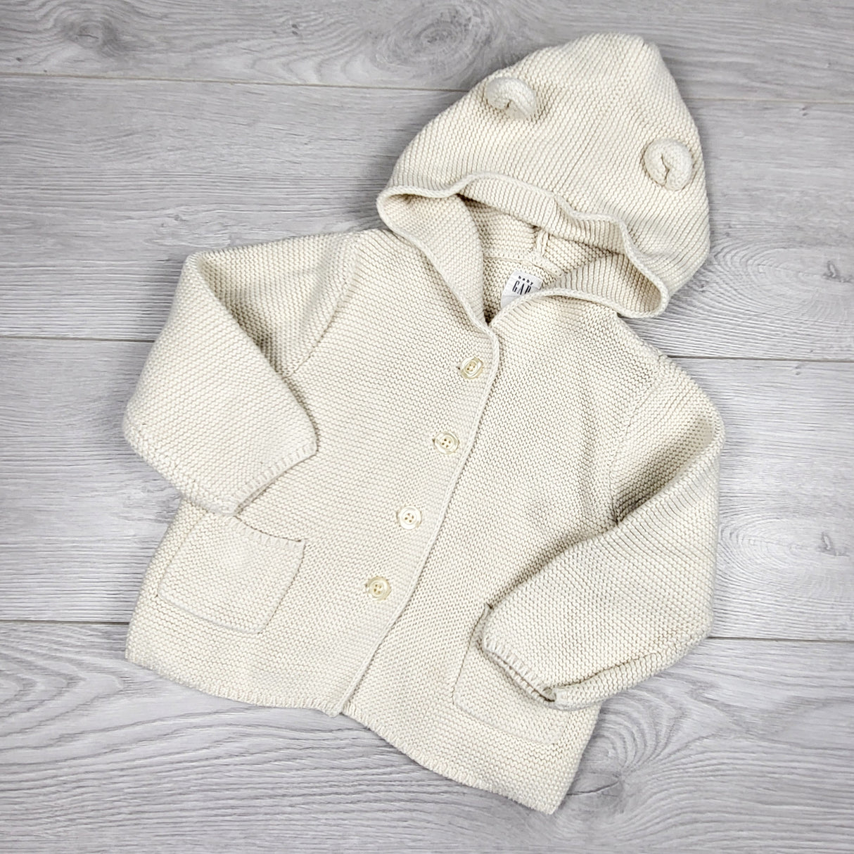 Gap cream coloured bear ear hooded sweater. Size 18-24 months