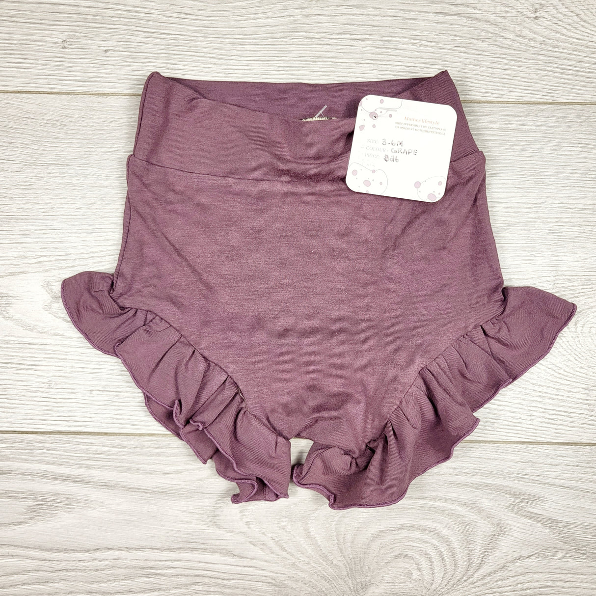 NEW - Mother Lifestyle viscose ruffle shorts. Size 3-6 months