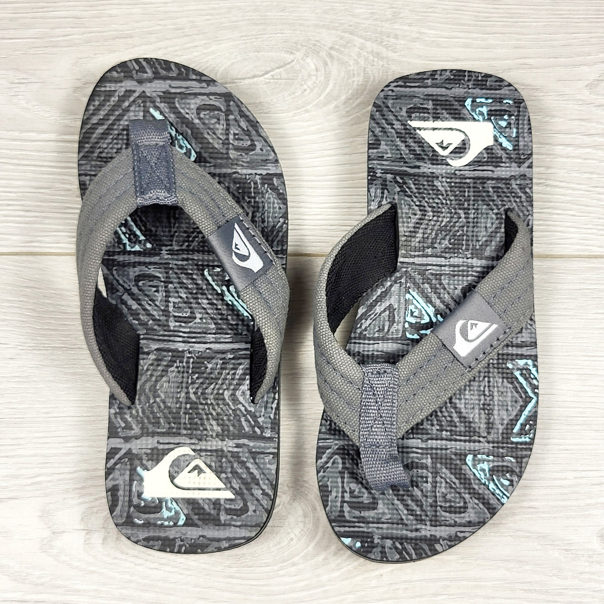 Quilsilver sandals. Sizes like an 11