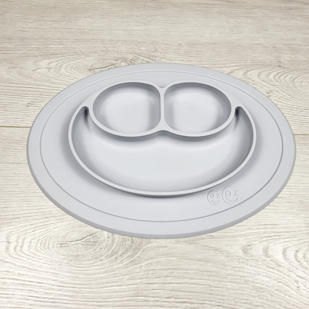 EZPZ grey silicone mini mat