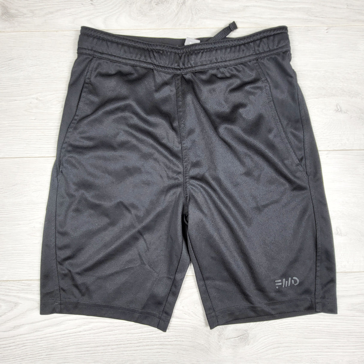 FFWD black active shorts with inner drawstring. Size medium