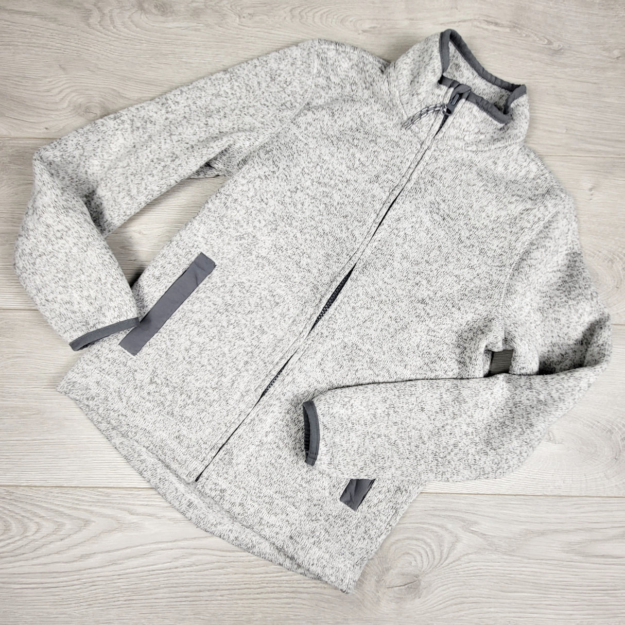 Old Navy grey knit zip up coat. Size 8