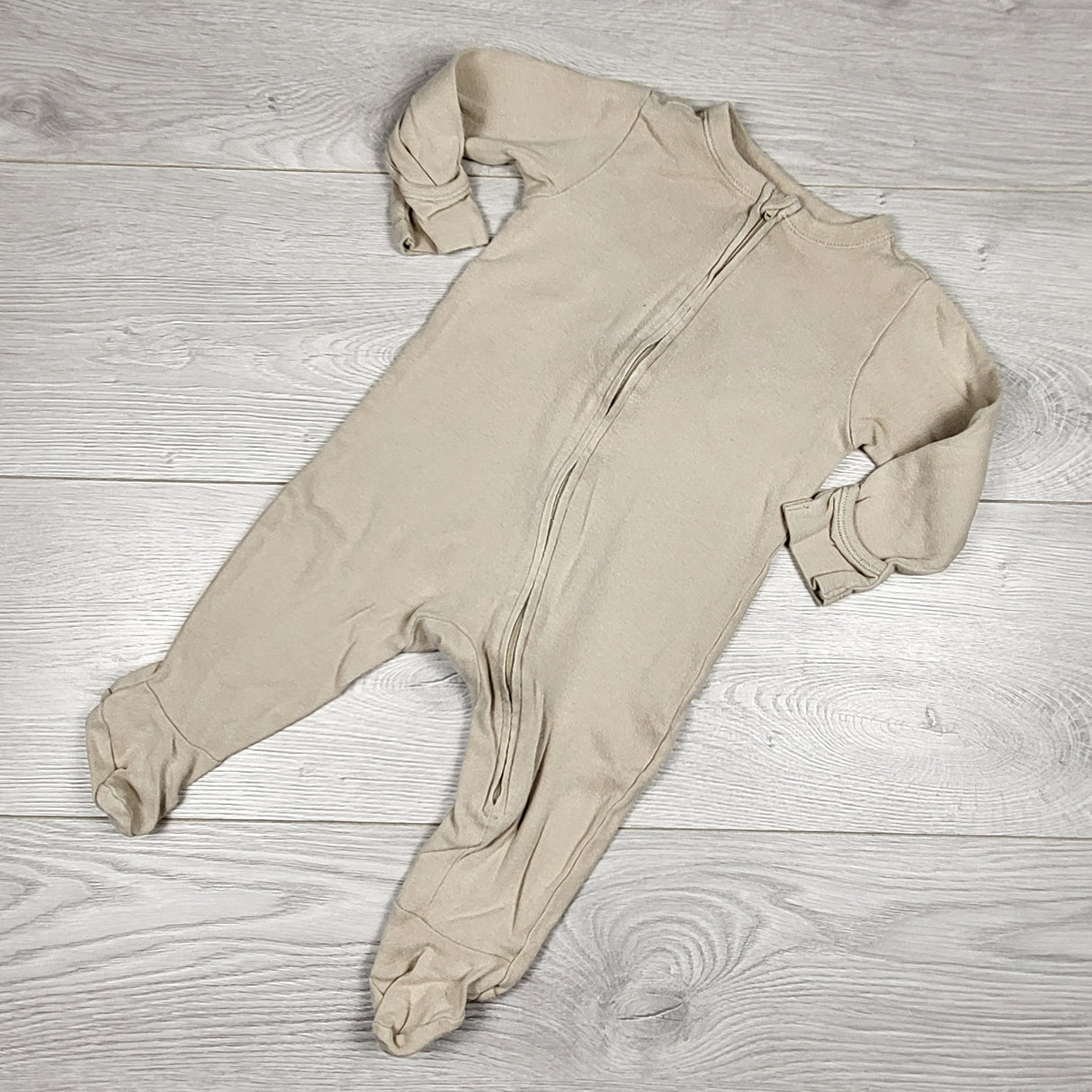 Old Navy beige zippered sleeper. Size 6-9 months