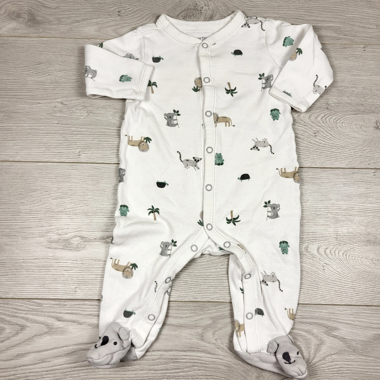 Carters white cotton sleeper with animals. Size 6 months
