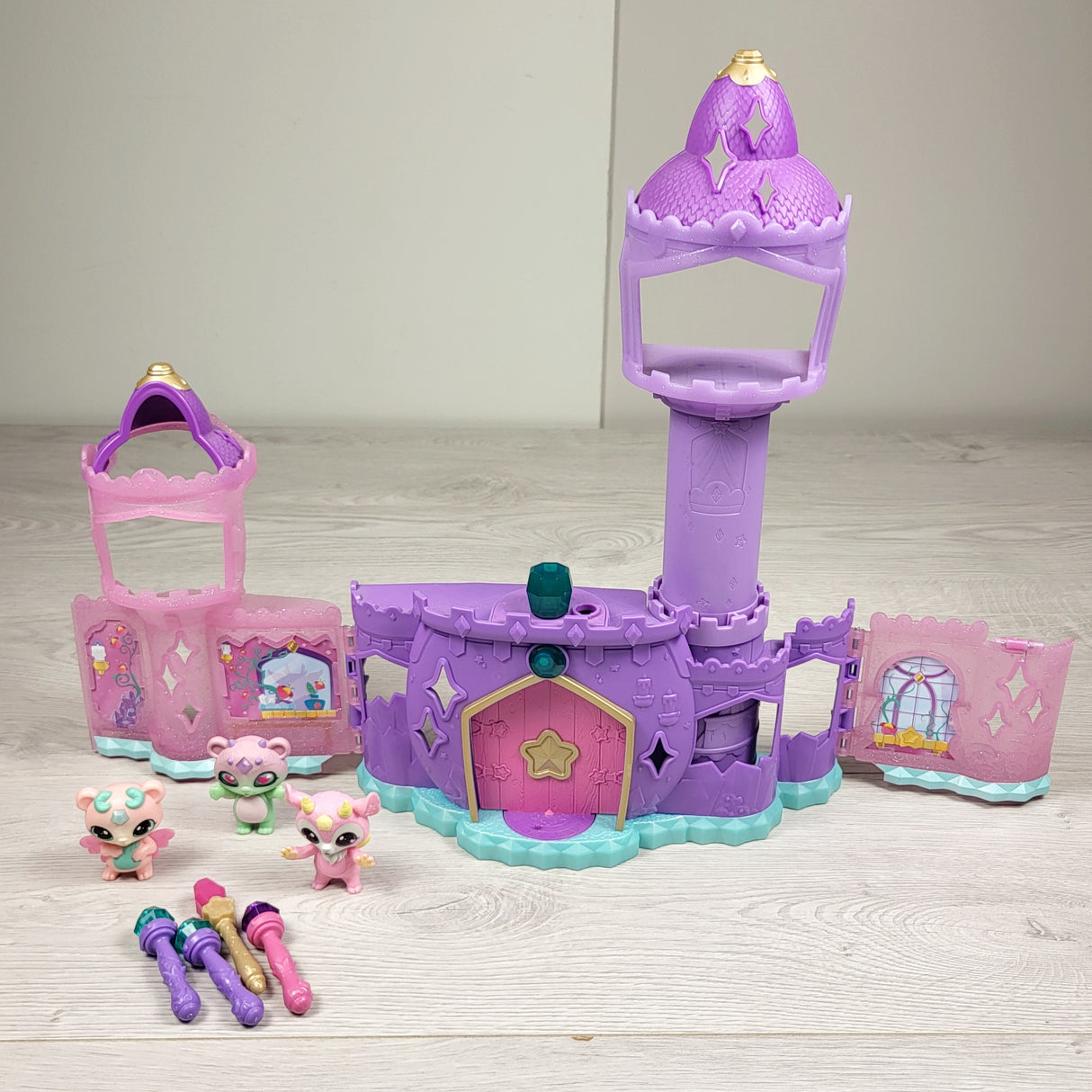Magic Mixies Mixlings Magic Castle Playset (sorry, no shipping)