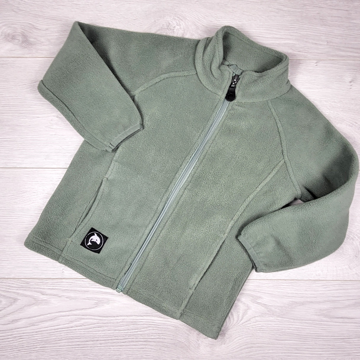 KidOrca green mid-layer zip up fleece jacket. Size 3T