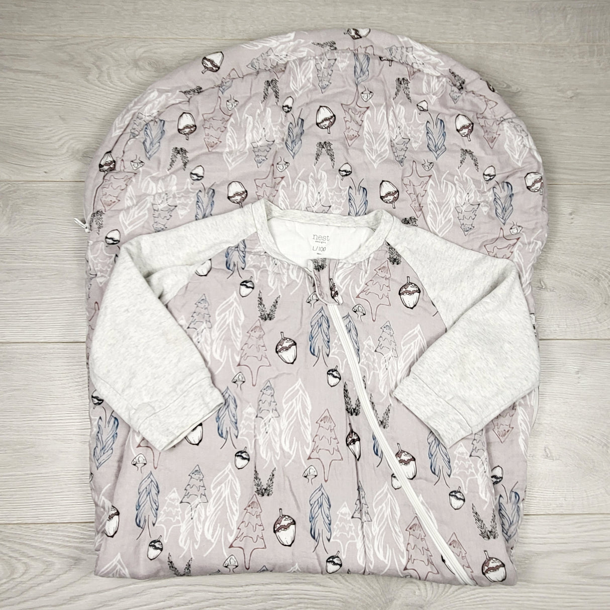 Nest Designs 2.5 TOG bamboo blend sleep sack. Size 100 (18 months +)