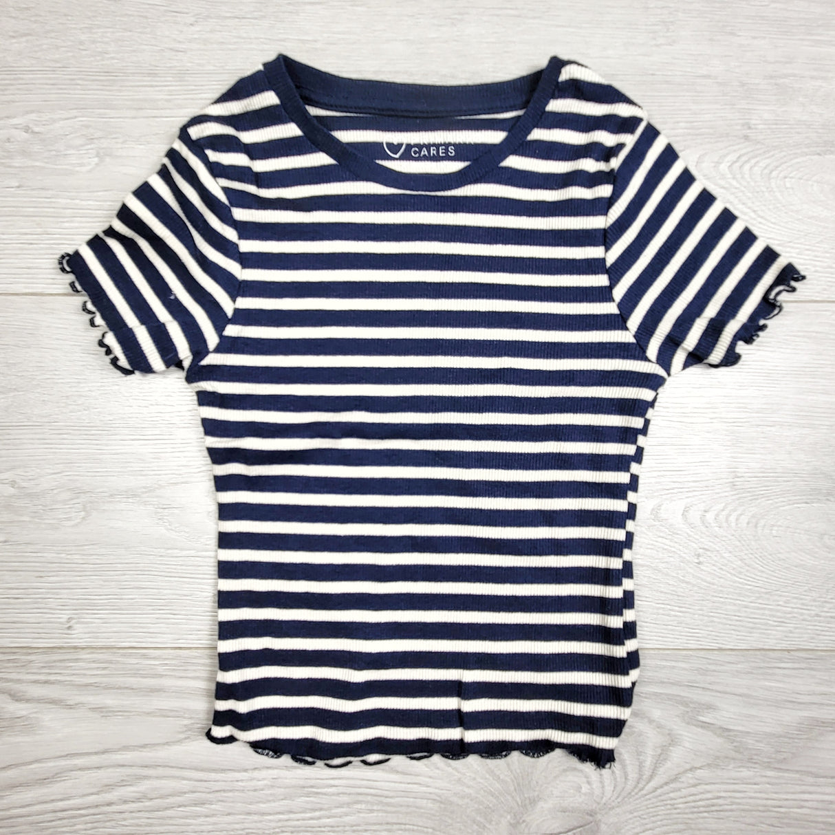 Primark navy and white striped ribbed t-shirt. Size 4/5T