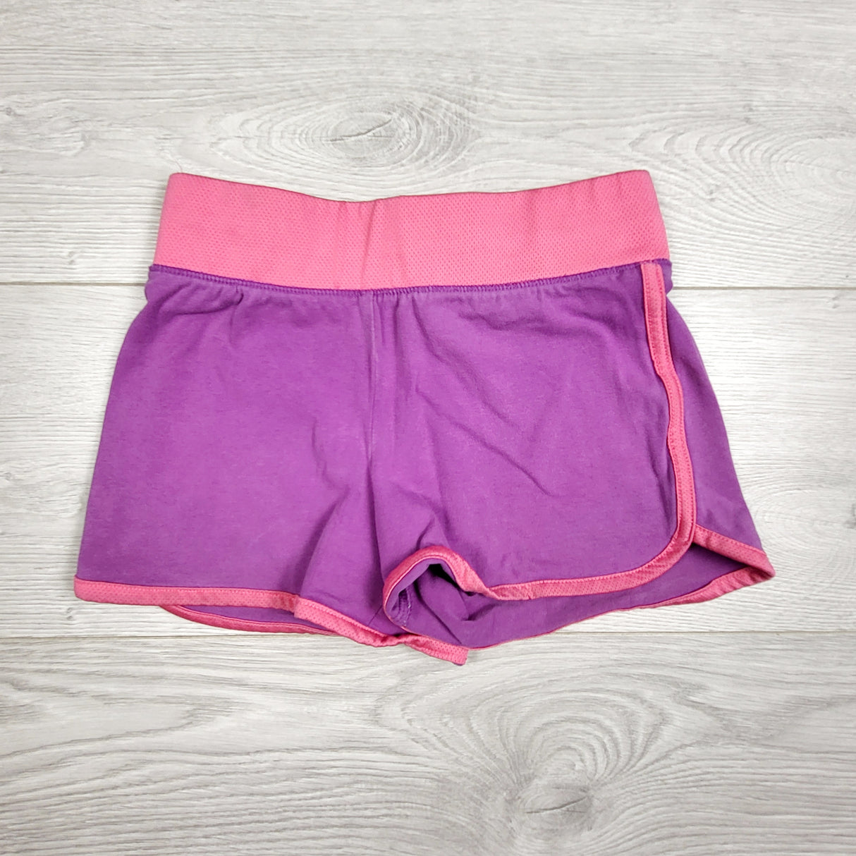 Children's Place purple and pink cotton shorts. Size 5/6