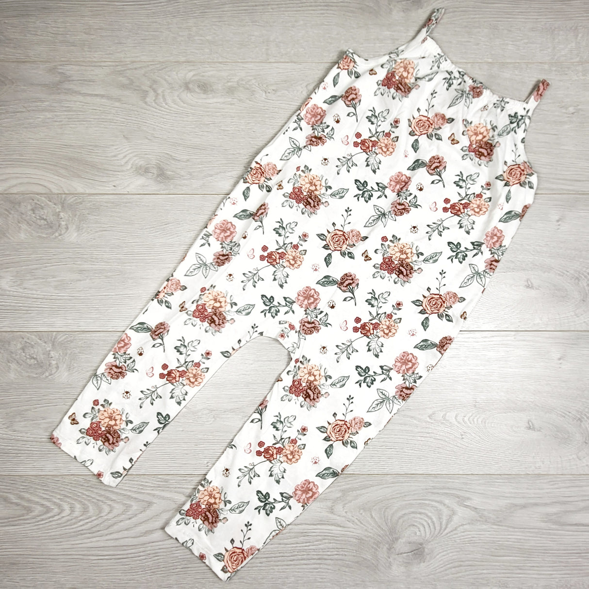 H and M white floral print tank romper. Size 2/3T