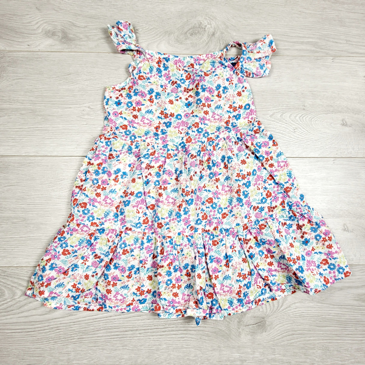 Primark floral print dress. Size 4/5T