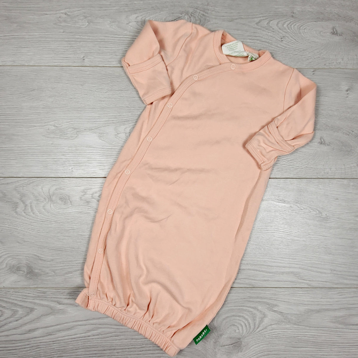 Parade Organics green cotton sleep gown. Size 0-3 months