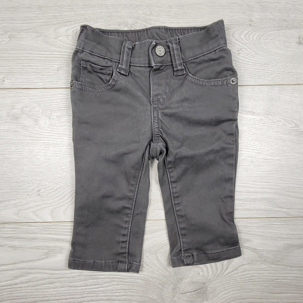 Gap grey skinny jeans. Size 3-6 months