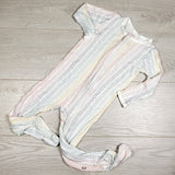 Kyte white patterned zippered bamboo sleeper. Size 18-24 months