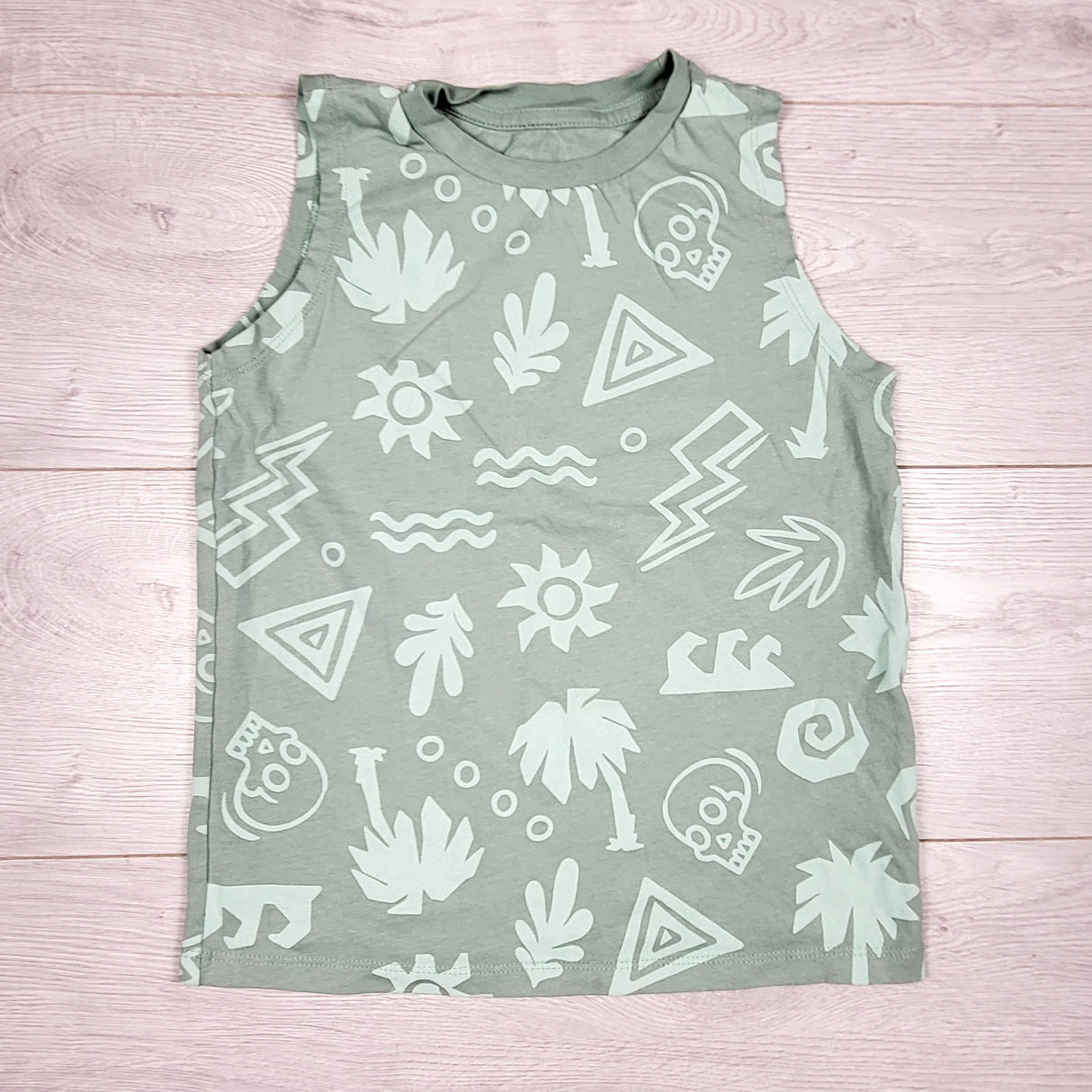 Joe green patterned tank top. Size 7/8