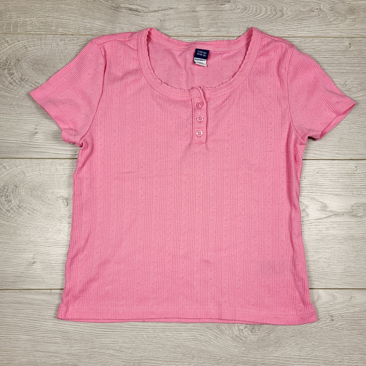 Old Navy pin rib knit t-shirt. Size 10/12