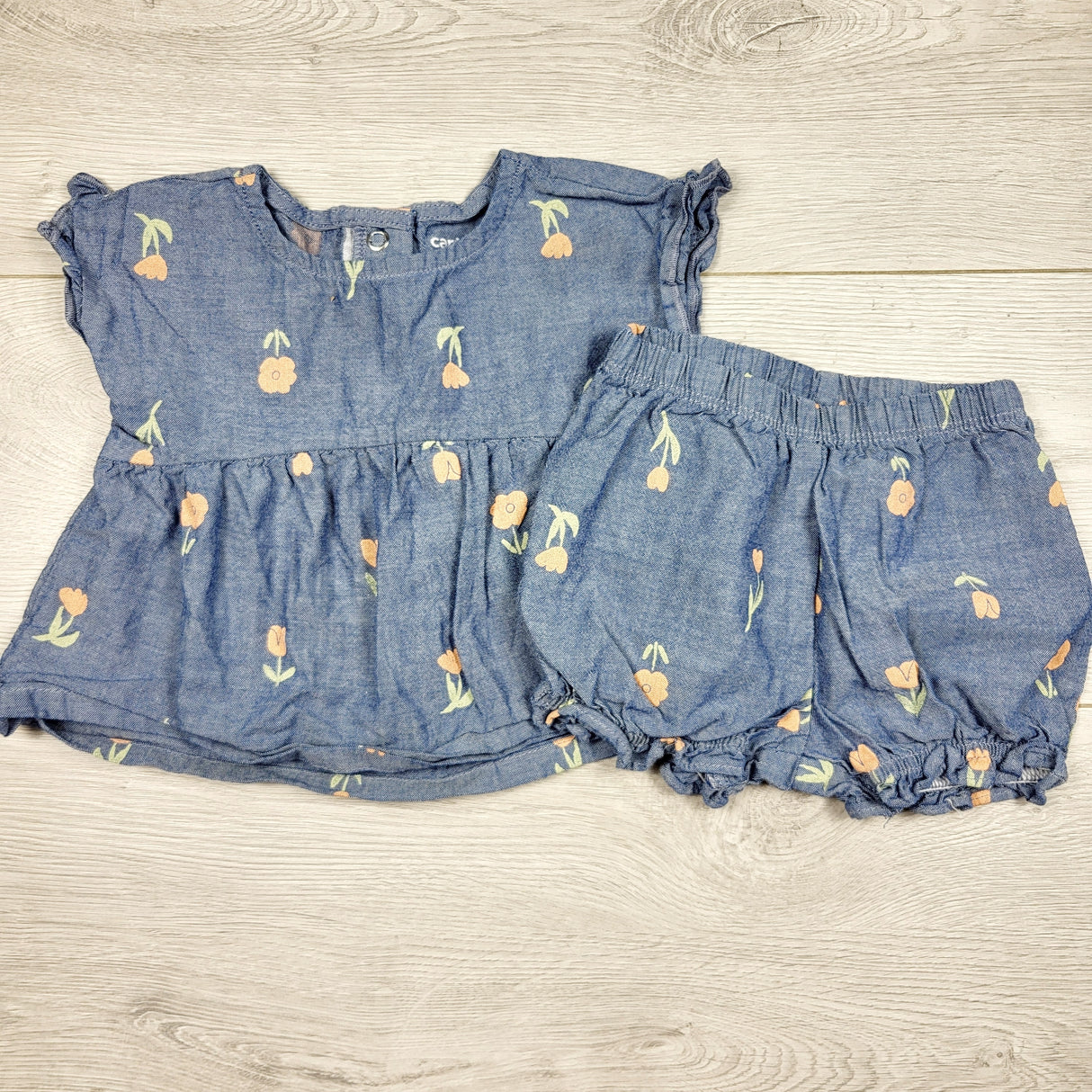 Child of Mine chambray 2pc set with tulips. Size 6-9 months
