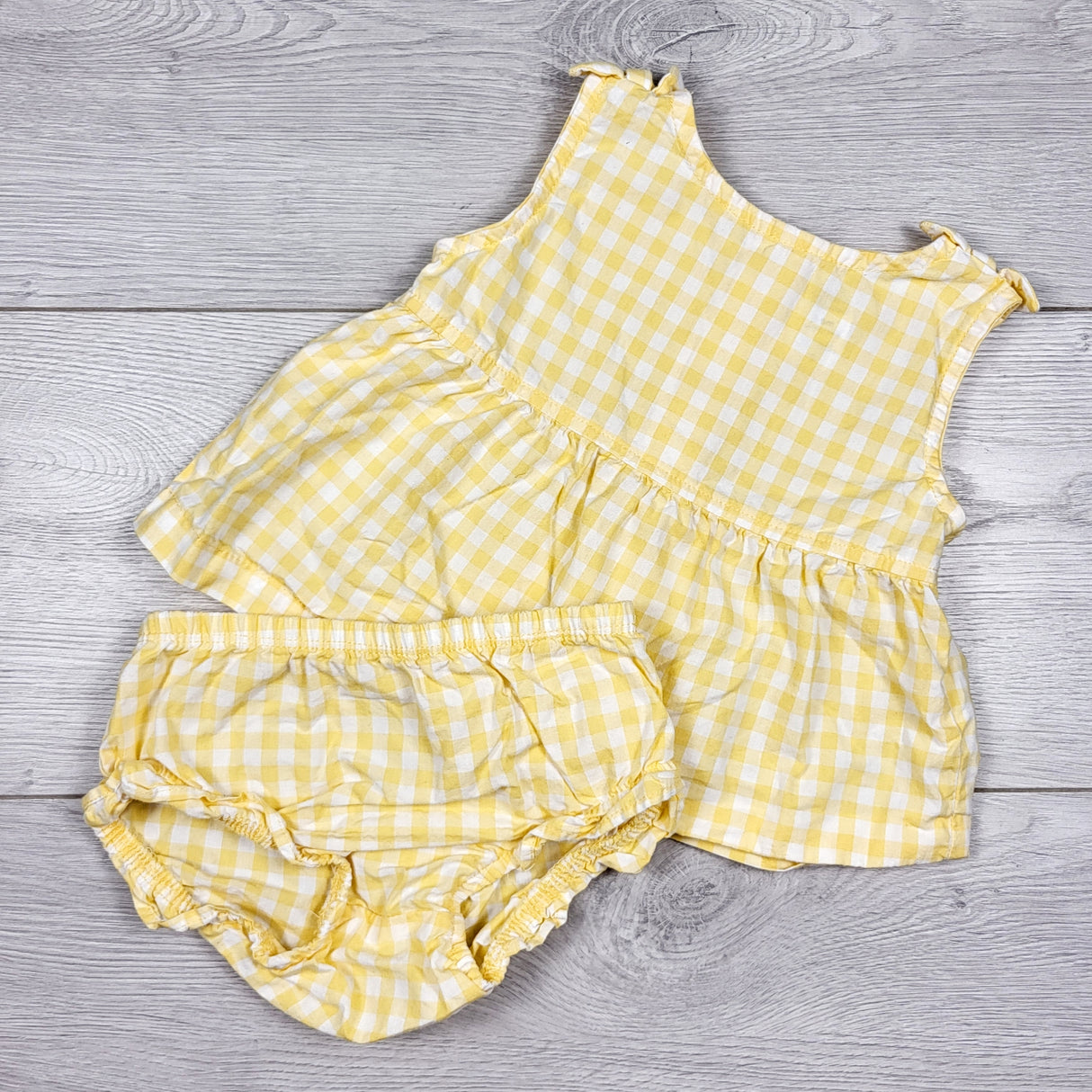 Child of Mine yellow checked 2pc set. Size 3-6 months